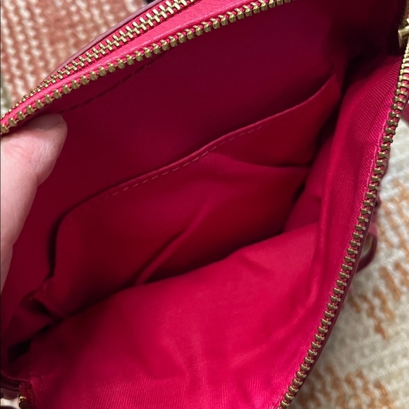 NWOT Fossil Sydney Fringe Leather Crossbody Pomegranate - Picture 5 of 10